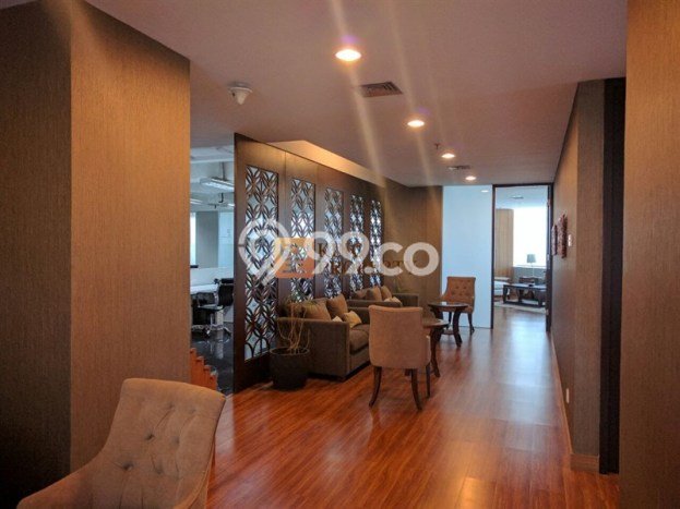 Unit Kantor Paling Strategis di Pancoran Jakarta Selatan dengan LB 370m2 Unit Kantor Paling Strategis di Pancoran Jakarta Selatan dengan LB 370m2