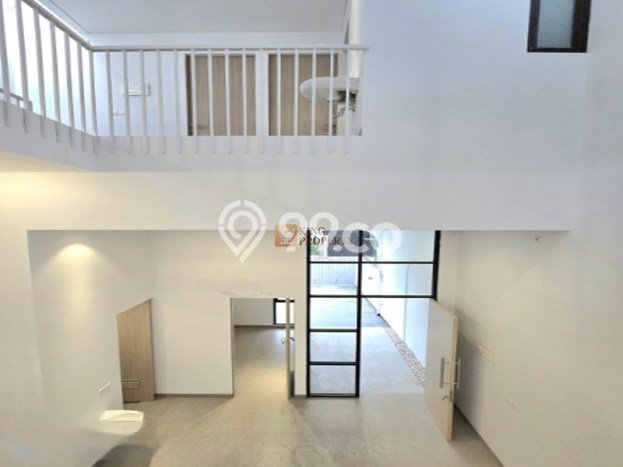 Rumah Luxury Modern Siap Huni di Joglo Jakarta Barat Rumah Luxury Modern Siap Huni di Joglo Jakarta Barat