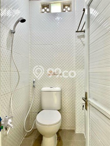 Kost Dijual di Depok II dengan 40 KT dan Luas 500m2 Kost Dijual di Depok II dengan 40 KT dan Luas 500m2