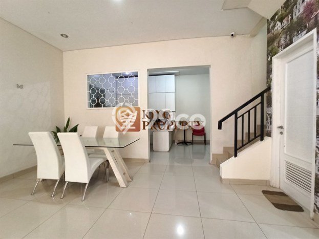 For Sale Rumah Mewah Exclusive di Cengkareng, Jakarta Barat For Sale Rumah Mewah Exclusive di Cengkareng, Jakarta Barat