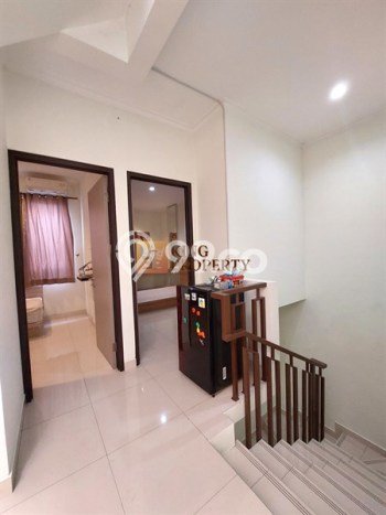 For Sale! Luxury House LT 144m2 Desain Modern di Tomang For Sale! Luxury House LT 144m2 Desain Modern di Tomang