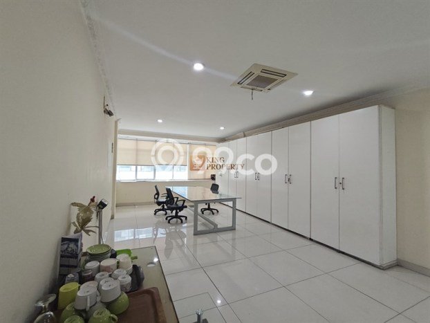 Untuk Dijual Ruko di Kebon Jeruk Jakarta Barat LT 252m2 / LB 201m2 Untuk Dijual Ruko di Kebon Jeruk Jakarta Barat LT 252m2 / LB 201m2