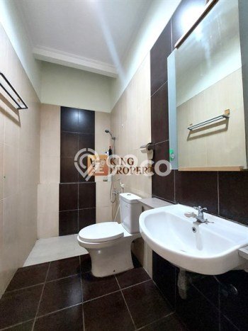 For Sale! Luxury House LT 144m2 Desain Modern di Tomang For Sale! Luxury House LT 144m2 Desain Modern di Tomang