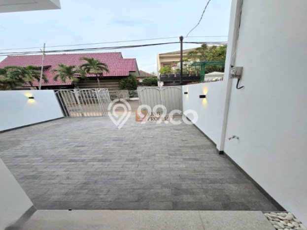 Rumah Luxury Modern Siap Huni di Joglo Jakarta Barat Rumah Luxury Modern Siap Huni di Joglo Jakarta Barat