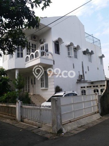 Dijual Hunian Mewah dengan Fasilitas Sekitar Lengkap di Tebet, Jakarta Selatan Dijual Hunian Mewah dengan Fasilitas Sekitar Lengkap di Tebet, Jakarta Selatan