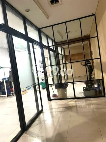 Unit Komersial Tersedia di Taman Anggrek Spesifikasi LB 11m2 Unit Komersial Tersedia di Taman Anggrek Spesifikasi LB 11m2