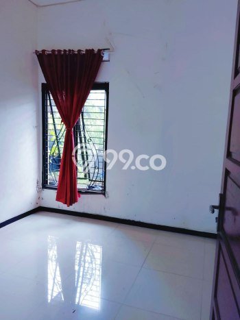 Lokasi terbaik! Rumah siap pakai dikontrakkan di Jaten LB 90m2 Lokasi terbaik! Rumah siap pakai dikontrakkan di Jaten LB 90m2
