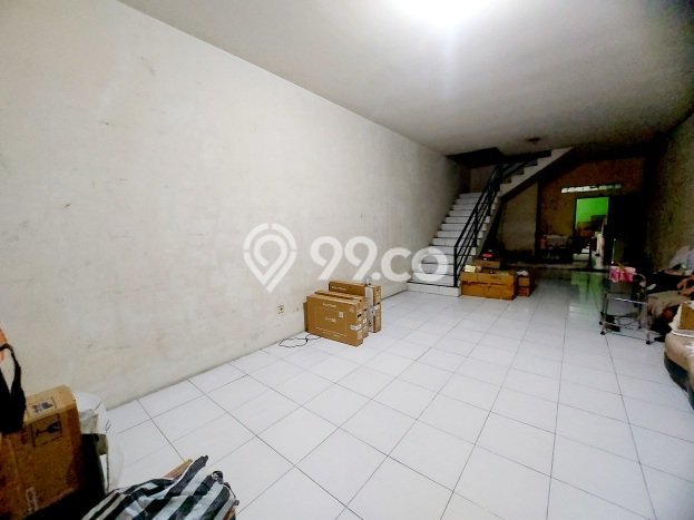 Unit Ruko Dijual di Kartasura Sukoharjo Luas Tanah 132m2, Luas Bangunan 370m2 Unit Ruko Dijual di Kartasura Sukoharjo Luas Tanah 132m2, Luas Bangunan 370m2