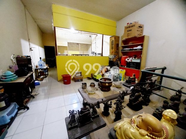 Unit Ruko Dijual di Kartasura Sukoharjo Luas Tanah 132m2, Luas Bangunan 370m2 Unit Ruko Dijual di Kartasura Sukoharjo Luas Tanah 132m2, Luas Bangunan 370m2