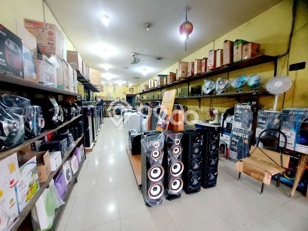 Unit Ruko Dijual di Kartasura Sukoharjo Luas Tanah 132m2, Luas Bangunan 370m2 Unit Ruko Dijual di Kartasura Sukoharjo Luas Tanah 132m2, Luas Bangunan 370m2