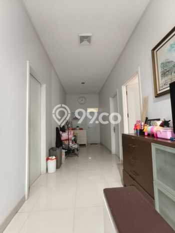 Hunian Mewah LB 240m2 Siap Huni Desain Elegan di Galaxy, Bekasi Hunian Mewah LB 240m2 Siap Huni Desain Elegan di Galaxy, Bekasi