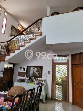 For Sale Rumah Elit Exclusive di Pesanggrahan, Jakarta Selatan For Sale Rumah Elit Exclusive di Pesanggrahan, Jakarta Selatan