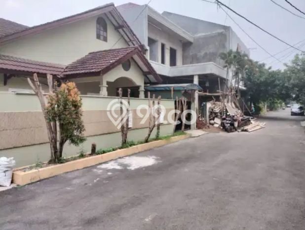 Ready to Use! Premium House LT 313m2 Desain Elegan di Taman Galaxy Ready to Use! Premium House LT 313m2 Desain Elegan di Taman Galaxy