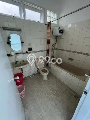 Siap Huni Hunian Elit 6 Kamar di Coblong Dekat ke Mana Saja Siap Huni Hunian Elit 6 Kamar di Coblong Dekat ke Mana Saja