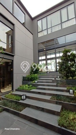 Rumah Elit LB 744m2 Siap Huni Desain Elegan di BSD, Tangerang Rumah Elit LB 744m2 Siap Huni Desain Elegan di BSD, Tangerang