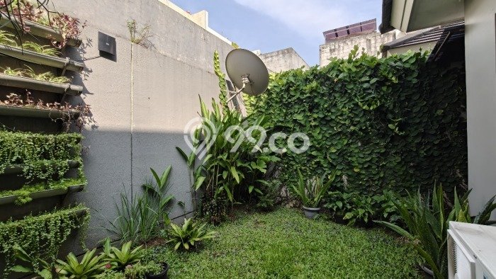 Ready to Use! Premium House LT 180m2 Desain Elegan di BSD Foresta Ready to Use! Premium House LT 180m2 Desain Elegan di BSD Foresta