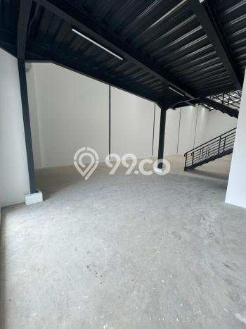 Area Ramai! Gudang Dijual di Serpong untuk Bisnis Luas Bangunan 792m2 Area Ramai! Gudang Dijual di Serpong untuk Bisnis Luas Bangunan 792m2
