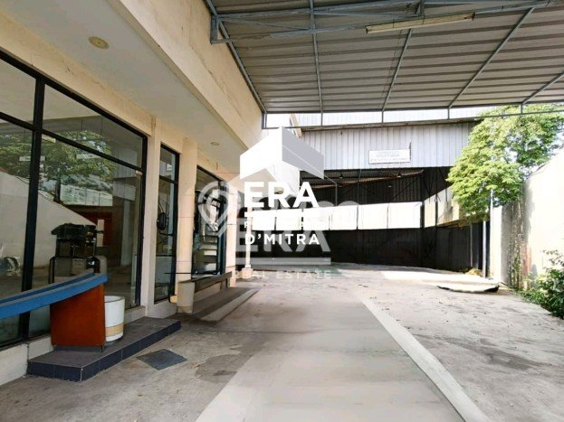 Kantor Area Komersial Kawasan , Luas 800m2m², Mainroad Kantor Area Komersial Kawasan , Luas 800m2m², Mainroad