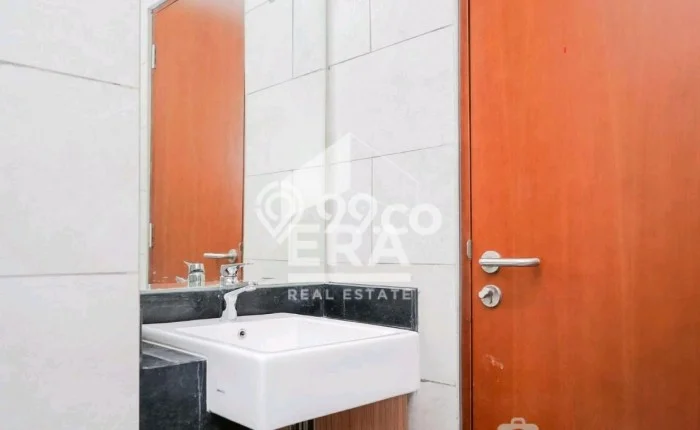 Apartemen Strategis untuk Dijual di Tebet, Jakarta Selatan, DKI Jakarta Apartemen Strategis untuk Dijual di Tebet, Jakarta Selatan, DKI Jakarta