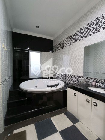 Rumah Elit Modern Siap Huni di Legenda Wisata Bogor Rumah Elit Modern Siap Huni di Legenda Wisata Bogor