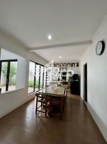 Rumah Lingkungan Asri di Kota Wisata, Bogor, LT 240m² Bangunan 250m² Rumah Lingkungan Asri di Kota Wisata, Bogor, LT 240m² Bangunan 250m²