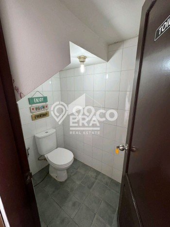 Rumah Lingkungan Asri di Kota Wisata, Bogor, LT 240m² Bangunan 250m² Rumah Lingkungan Asri di Kota Wisata, Bogor, LT 240m² Bangunan 250m²