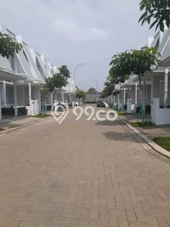 Disewakan! Rumah 2 Kamar Tidur &
2 Kamar Mandi di BSD, Tangerang Disewakan! Rumah 2 Kamar Tidur &
2 Kamar Mandi di BSD, Tangerang