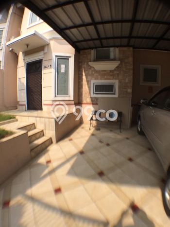 Rumah Elit Modern Tanpa Renovasi di BSD Puspita Loka Tangerang Rumah Elit Modern Tanpa Renovasi di BSD Puspita Loka Tangerang