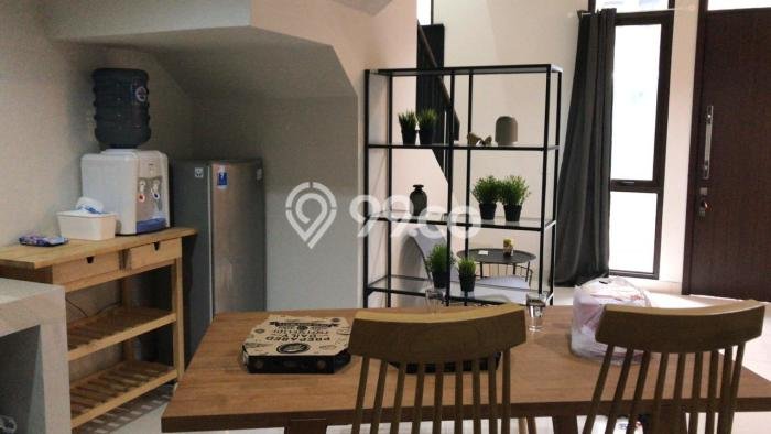 Jual Rumah Luas Elegan Dengan View Cantik di BSD, Tangerang Jual Rumah Luas Elegan Dengan View Cantik di BSD, Tangerang