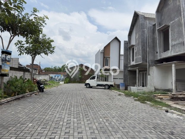 Hunian Cantik Minimalis Lb 55m2 di Lowokwaru, Malang Hunian Cantik Minimalis Lb 55m2 di Lowokwaru, Malang