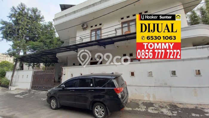 Siap Huni Rumah Mewah 5 Kamar di Kelapa Gading Dekat ke Mana Pun Siap Huni Rumah Mewah 5 Kamar di Kelapa Gading Dekat ke Mana Pun