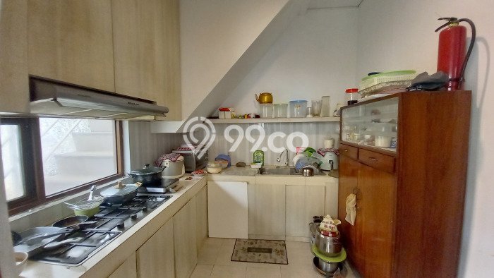 Jual Rumah Luas Elegan Dengan View Cantik di Cipinang, Jakarta Timur Jual Rumah Luas Elegan Dengan View Cantik di Cipinang, Jakarta Timur