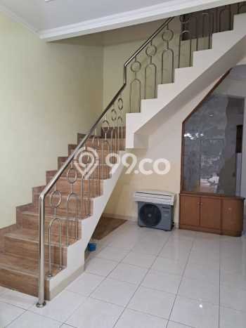 LOKASI STRATEGIS! Rumah kawasan Sunter, Akses ke Stasiun, 0 KT, Luas 90m² Bangunan 120m² LOKASI STRATEGIS! Rumah kawasan Sunter, Akses ke Stasiun, 0 KT, Luas 90m² Bangunan 120m²