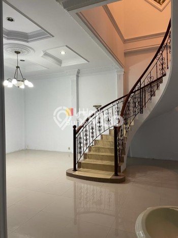 Dijual Rumah Mewah Elegan Dengan View Eksklusif di Sunter, Jakarta Utara Dijual Rumah Mewah Elegan Dengan View Eksklusif di Sunter, Jakarta Utara