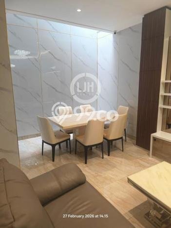 Lokasi strategis! Rumah siap huni disewakan di Kemayoran LB 210m2 Lokasi strategis! Rumah siap huni disewakan di Kemayoran LB 210m2