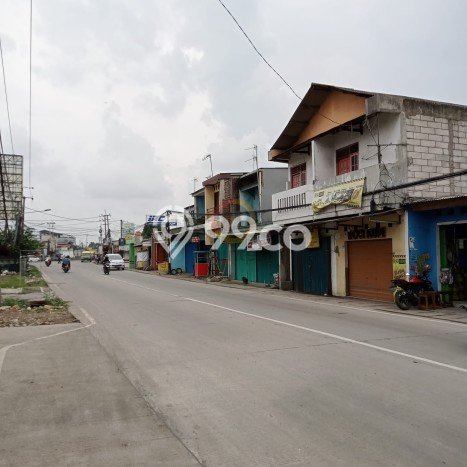 Ruko Area Strategis Kawasan Cibadak, Luas 252m², Jalan Utama Ruko Area Strategis Kawasan Cibadak, Luas 252m², Jalan Utama