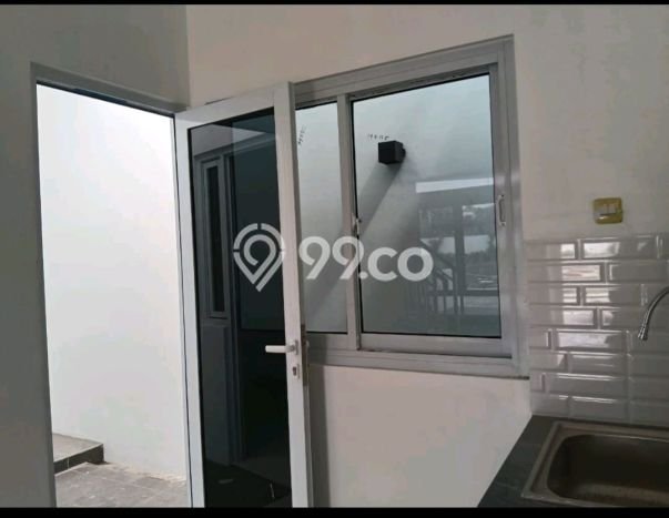 Rumah Luas Asri 3 KT Siap Pakai di Salemba Jakarta Pusat Rumah Luas Asri 3 KT Siap Pakai di Salemba Jakarta Pusat
