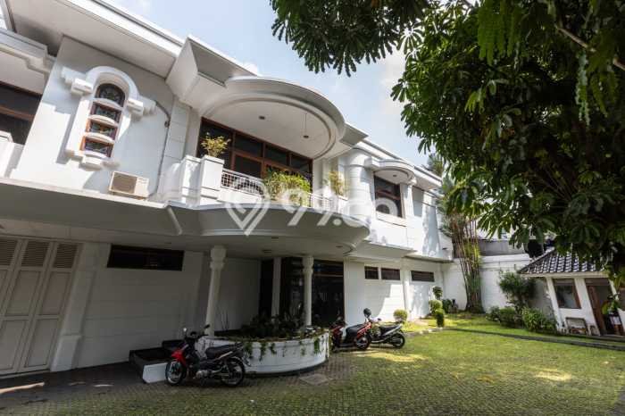 Jual Rumah Luas Megah Dengan View Cantik di Bandung Kota, Bandung Jual Rumah Luas Megah Dengan View Cantik di Bandung Kota, Bandung