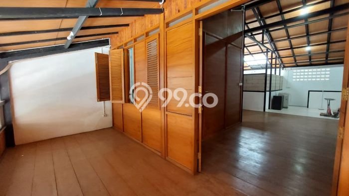 Rumah Luas Asri 3 KT Siap Pakai di Taman Kopo Indah Bandung Rumah Luas Asri 3 KT Siap Pakai di Taman Kopo Indah Bandung