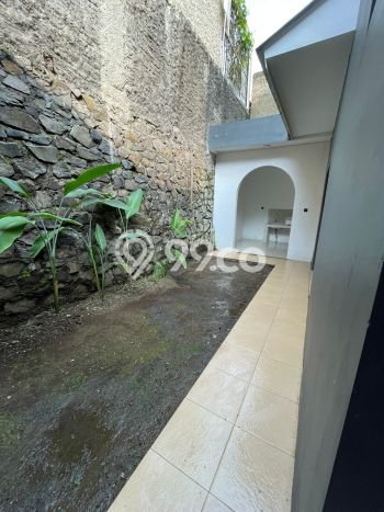Hunian Nyaman Asri 4 KT Siap Pakai di Setiabudi Bandung Hunian Nyaman Asri 4 KT Siap Pakai di Setiabudi Bandung