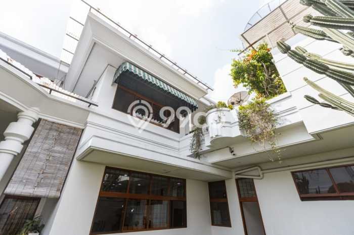 Jual Rumah Luas Megah Dengan View Cantik di Bandung Kota, Bandung Jual Rumah Luas Megah Dengan View Cantik di Bandung Kota, Bandung