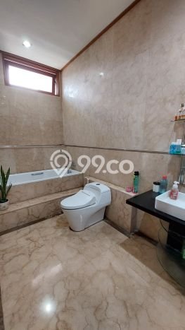 HARGA SPECIAL! Rumah Nyaman area Pasteur, Bandung, Luas 213m2m² LB 450m2m² Bisa Nego! HARGA SPECIAL! Rumah Nyaman area Pasteur, Bandung, Luas 213m2m² LB 450m2m² Bisa Nego!