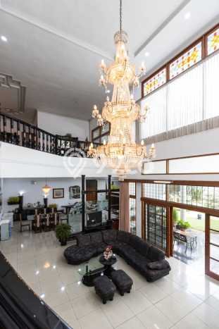Jual Rumah Luas Megah Dengan View Cantik di Bandung Kota, Bandung Jual Rumah Luas Megah Dengan View Cantik di Bandung Kota, Bandung