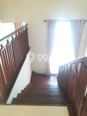 Rumah Luxury Modern Tanpa Renovasi di Setra Duta Bandung Rumah Luxury Modern Tanpa Renovasi di Setra Duta Bandung