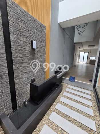For Sale! Premium House LT 135m2 Desain Elegan di Mekar Wangi For Sale! Premium House LT 135m2 Desain Elegan di Mekar Wangi