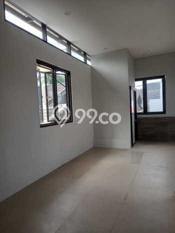 Jual Rumah Bagus Siap Huni LB 150m2 di Babakan Ciparay, Bandung Jual Rumah Bagus Siap Huni LB 150m2 di Babakan Ciparay, Bandung