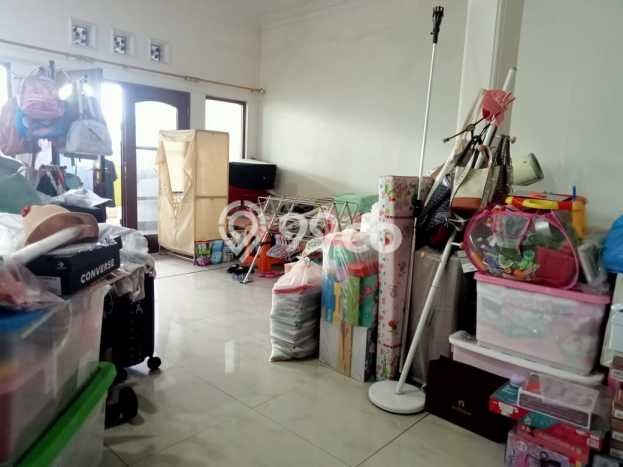 Rumah Minimalis 3 KT di Taman Holis Indah Bandung Semi Furnished Rumah Minimalis 3 KT di Taman Holis Indah Bandung Semi Furnished