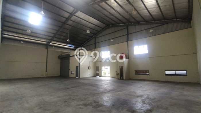 Unit Gudang disewakan di Katapang Bandung dengan LT 504m2 / LB 504m2 Unit Gudang disewakan di Katapang Bandung dengan LT 504m2 / LB 504m2