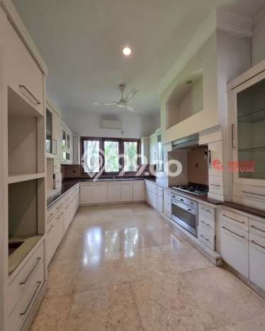 Rumah Luxury Modern Siap Huni di Kemang Jakarta Selatan Rumah Luxury Modern Siap Huni di Kemang Jakarta Selatan