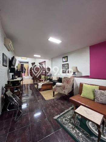 Ruko Dijual di Jakarta Selatan LT 405m2 & LB 400m2 Lokasi Terbaik! Ruko Dijual di Jakarta Selatan LT 405m2 & LB 400m2 Lokasi Terbaik!